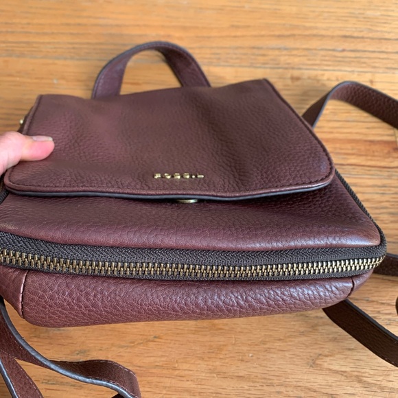 Fossil watch and fossil mini backpack - Picture 10 of 11